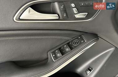 Внедорожник / Кроссовер Mercedes-Benz GLA-Class 2017 в 