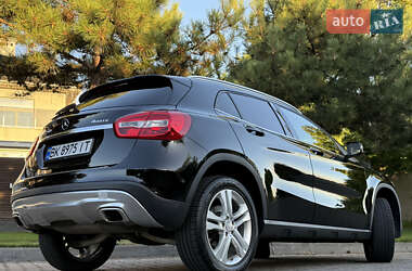 Внедорожник / Кроссовер Mercedes-Benz GLA-Class 2014 в 