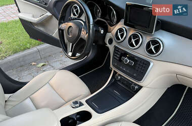 Внедорожник / Кроссовер Mercedes-Benz GLA-Class 2014 в 