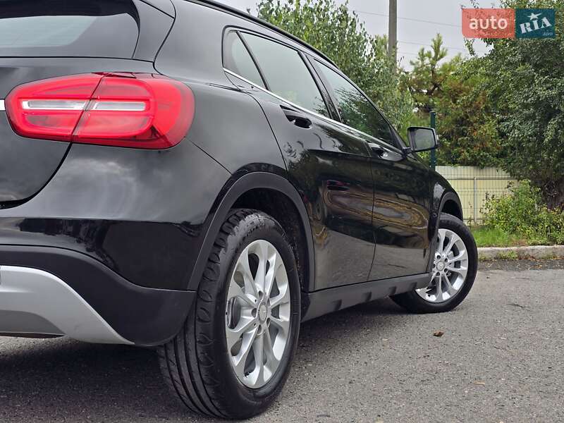 Позашляховик / Кросовер Mercedes-Benz GLA-Class 2014 в Хмельницькому