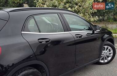 Внедорожник / Кроссовер Mercedes-Benz GLA-Class 2014 в 