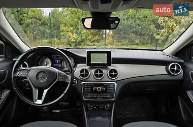 Внедорожник / Кроссовер Mercedes-Benz GLA-Class 2014 в 