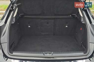 Внедорожник / Кроссовер Mercedes-Benz GLA-Class 2014 в 