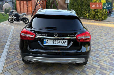 Позашляховик / Кросовер Mercedes-Benz GLA-Class 2015 в 