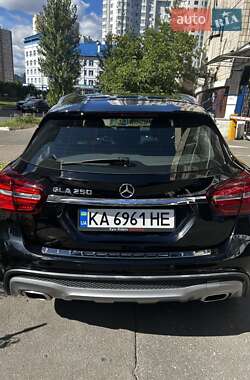 Внедорожник / Кроссовер Mercedes-Benz GLA-Class 2015 в 