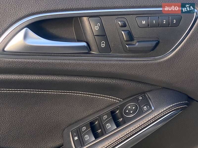 Позашляховик / Кросовер Mercedes-Benz GLA-Class 2016 в Дніпрі