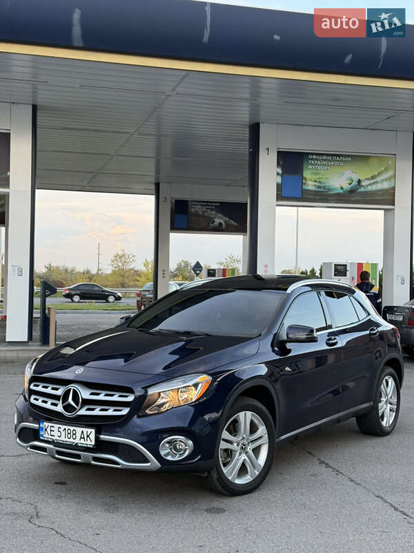 Внедорожник / Кроссовер Mercedes-Benz GLA-Class 2017 в Днепре