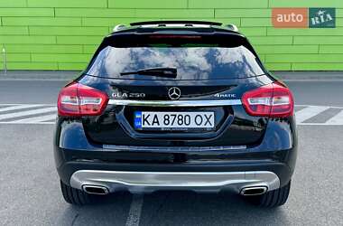 Позашляховик / Кросовер Mercedes-Benz GLA-Class 2016 в  фото 18 Позашляховик / Кросовер Mercedes-Benz GLA-Class 2016 в