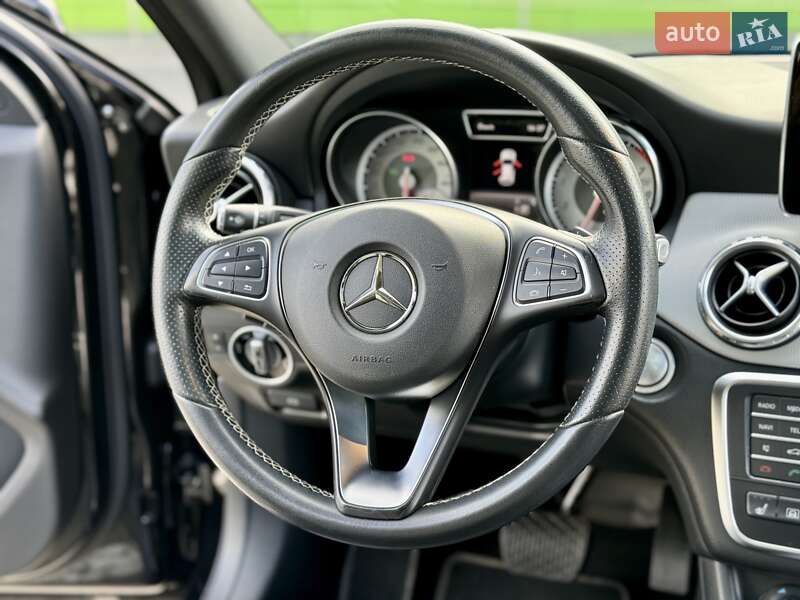 Внедорожник / Кроссовер Mercedes-Benz GLA-Class 2016 в Киеве фото 53 Внедорожник / Кроссовер Mercedes-Benz GLA-Class 2016 в Киеве