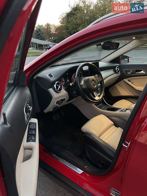 Внедорожник / Кроссовер Mercedes-Benz GLA-Class 2018 в Львове