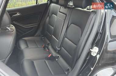 Внедорожник / Кроссовер Mercedes-Benz GLA-Class 2015 в 