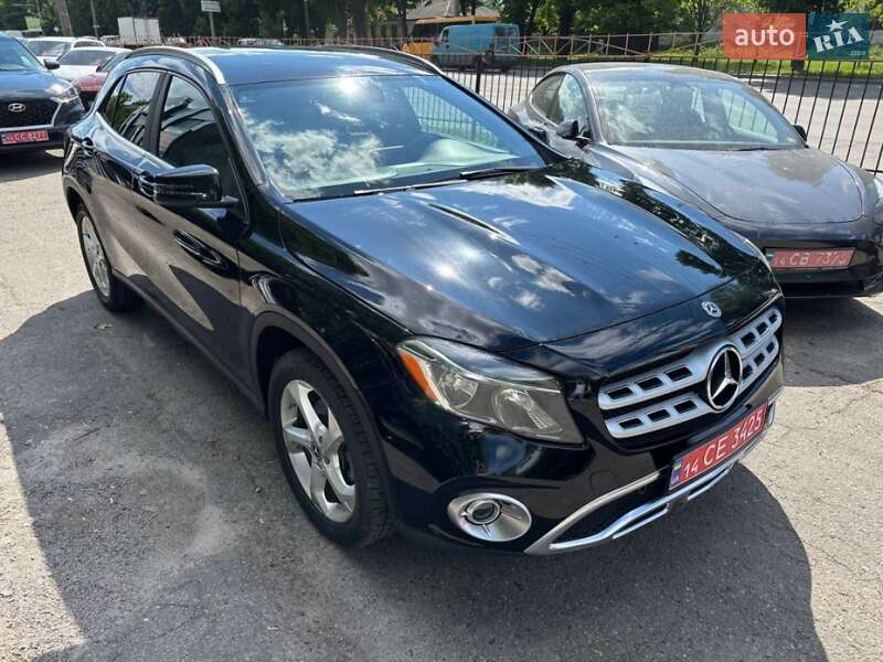 Внедорожник / Кроссовер Mercedes-Benz GLA-Class 2019 в Полтаве