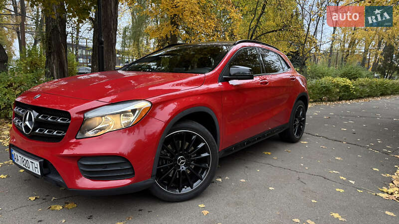 Позашляховик / Кросовер Mercedes-Benz GLA-Class 2019 в Києві