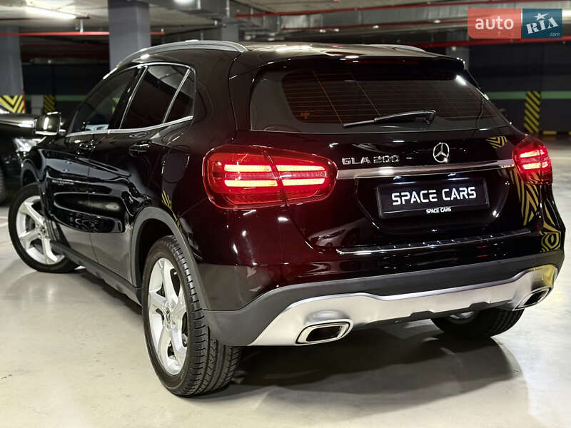 Позашляховик / Кросовер Mercedes-Benz GLA-Class 2017 в Києві фото 12 Позашляховик / Кросовер Mercedes-Benz GLA-Class 2017 в Києві