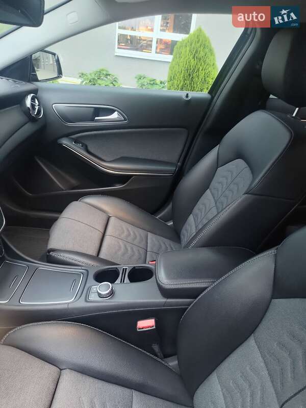 Внедорожник / Кроссовер Mercedes-Benz GLA-Class 2017 в Черновцах