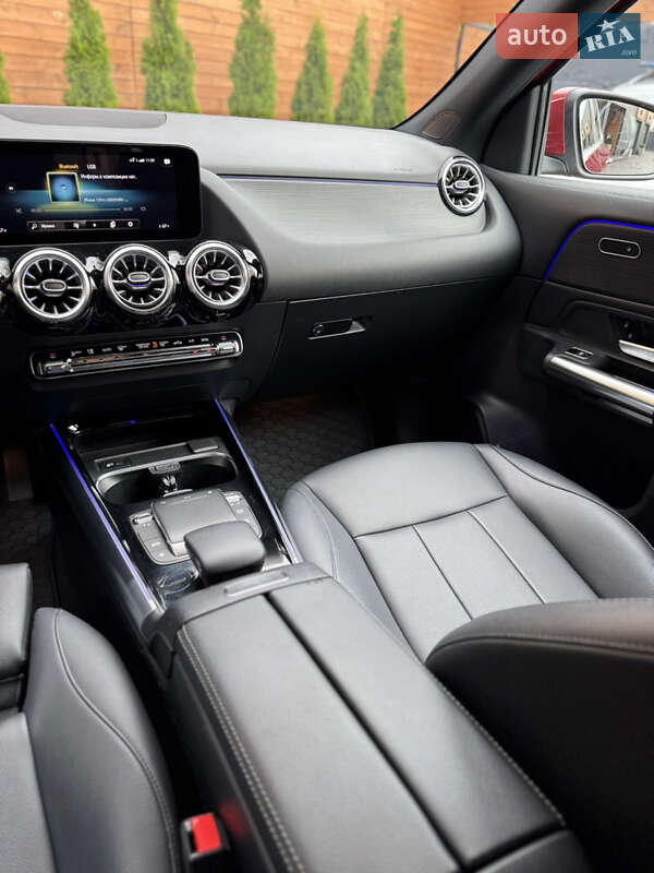 Позашляховик / Кросовер Mercedes-Benz GLA-Class 2022 в Києві фото 19 Позашляховик / Кросовер Mercedes-Benz GLA-Class 2022 в Києві