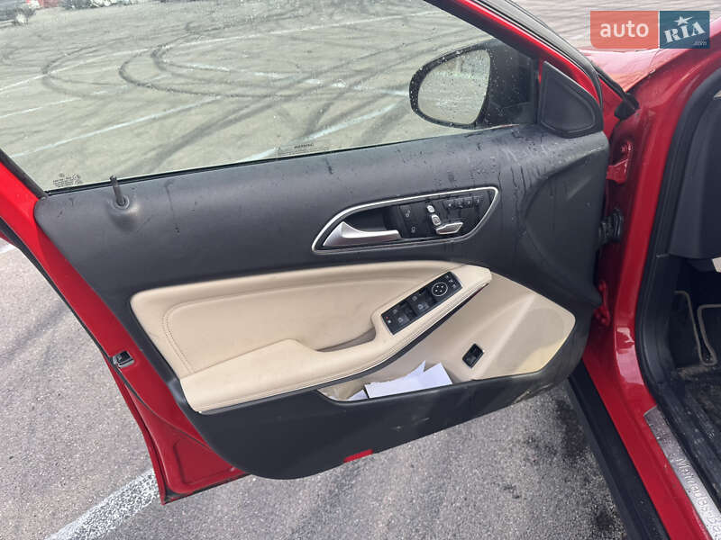 Внедорожник / Кроссовер Mercedes-Benz GLA-Class 2019 в Киеве фото 9 Внедорожник / Кроссовер Mercedes-Benz GLA-Class 2019 в Киеве