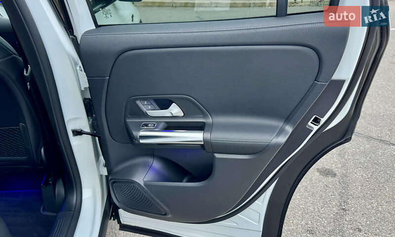 Внедорожник / Кроссовер Mercedes-Benz GLA-Class 2020 в Киеве фото 30 Внедорожник / Кроссовер Mercedes-Benz GLA-Class 2020 в Киеве