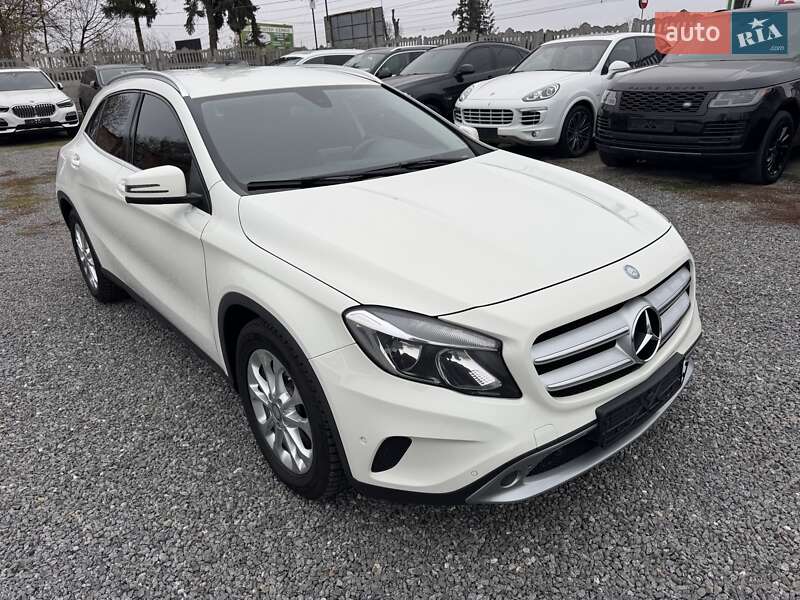 Внедорожник / Кроссовер Mercedes-Benz GLA-Class 2016 в Тернополе