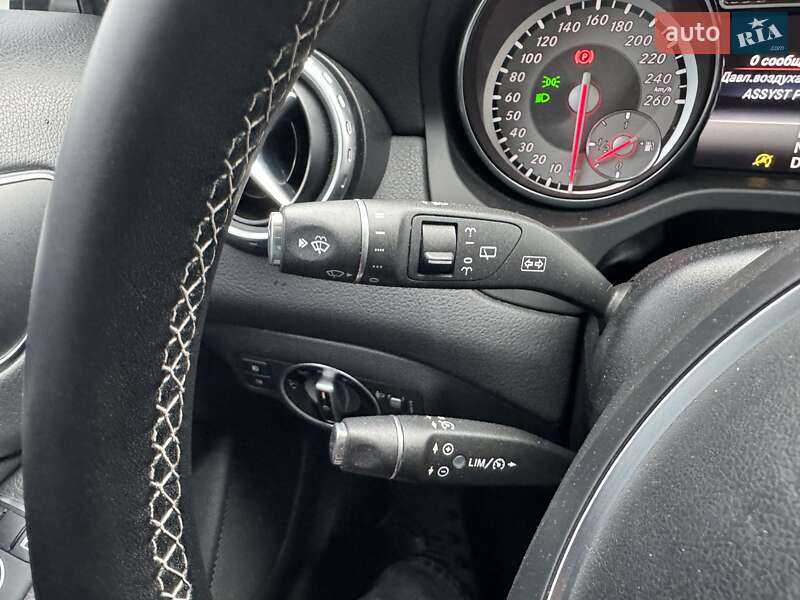 Внедорожник / Кроссовер Mercedes-Benz GLA-Class 2016 в Тернополе