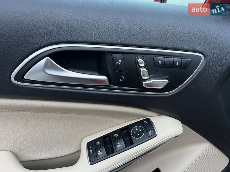 Позашляховик / Кросовер Mercedes-Benz GLA-Class 2019 в Києві фото 18 Позашляховик / Кросовер Mercedes-Benz GLA-Class 2019 в Києві