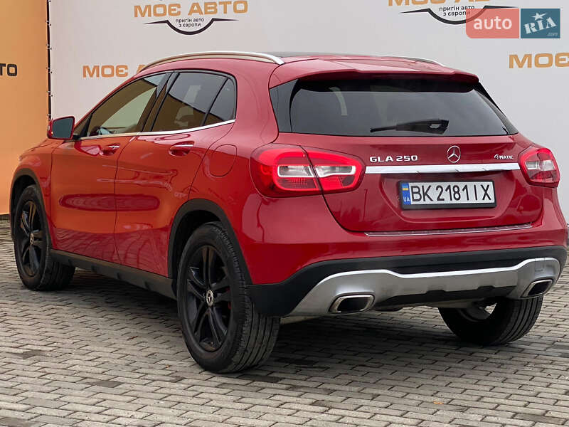 Позашляховик / Кросовер Mercedes-Benz GLA-Class 2018 в Рівному