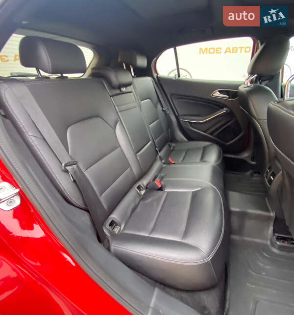 Позашляховик / Кросовер Mercedes-Benz GLA-Class 2018 в Рівному