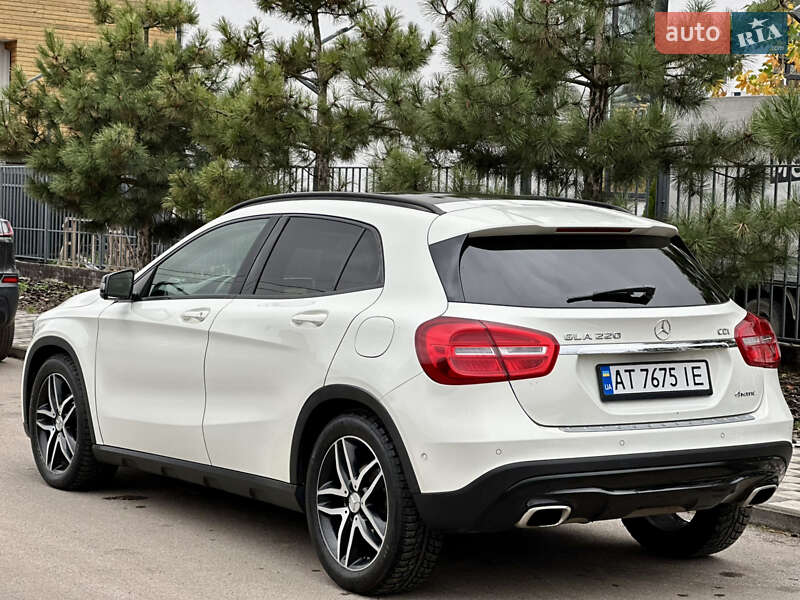 Позашляховик / Кросовер Mercedes-Benz GLA-Class 2015 в Києві