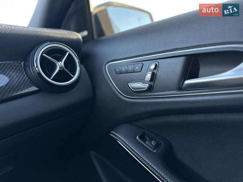 Внедорожник / Кроссовер Mercedes-Benz GLA-Class 2018 в Ужгороде фото 35 Внедорожник / Кроссовер Mercedes-Benz GLA-Class 2018 в Ужгороде