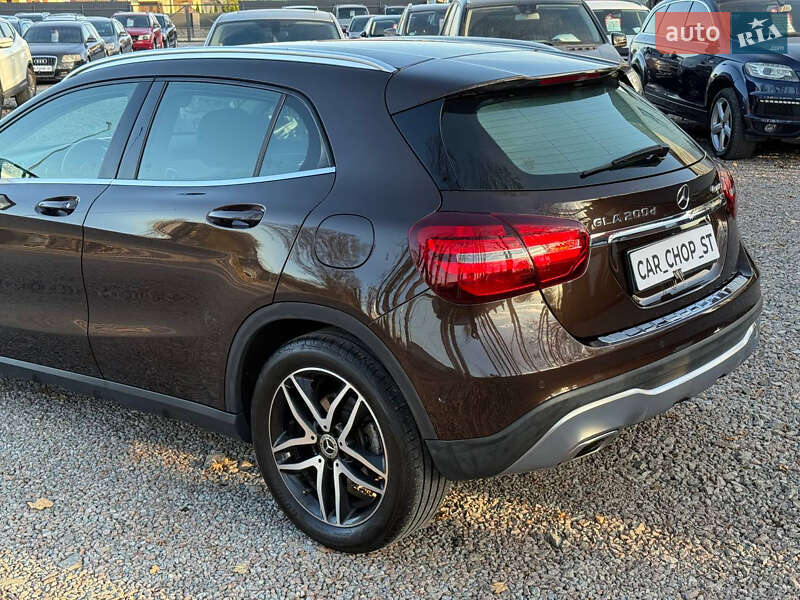 Позашляховик / Кросовер Mercedes-Benz GLA-Class 2017 в Стрию