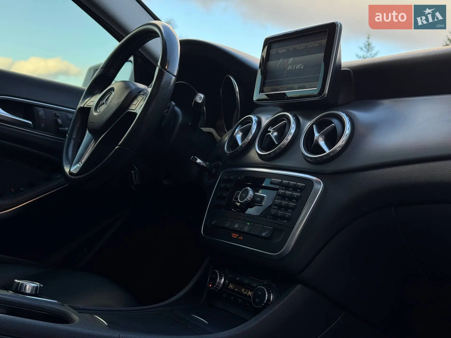 2015 Mercedes-Benz GLA-klasse - мініатюра 81