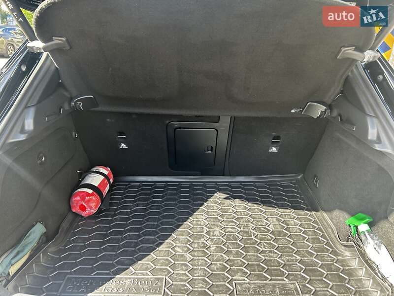 Внедорожник / Кроссовер Mercedes-Benz GLA-Class 2015 в Киеве