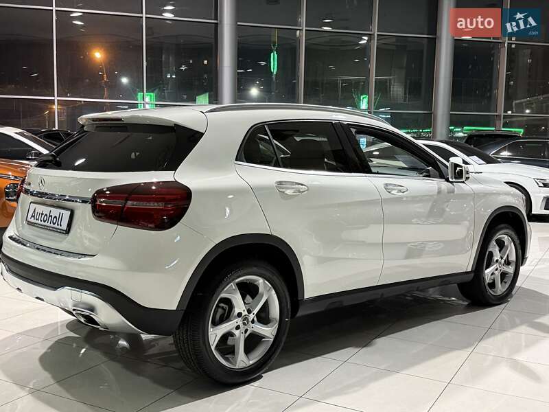 Внедорожник / Кроссовер Mercedes-Benz GLA-Class 2019 в Одессе