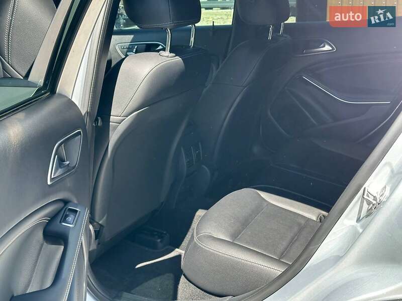 Позашляховик / Кросовер Mercedes-Benz GLA-Class 2019 в Вінниці