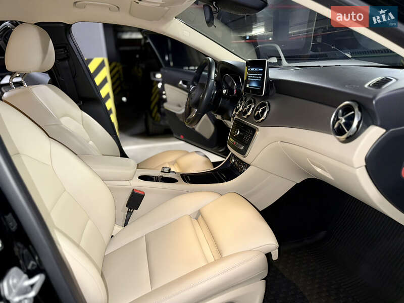 Позашляховик / Кросовер Mercedes-Benz GLA-Class 2017 в Києві
