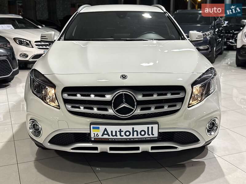 Внедорожник / Кроссовер Mercedes-Benz GLA-Class 2016 в Одессе