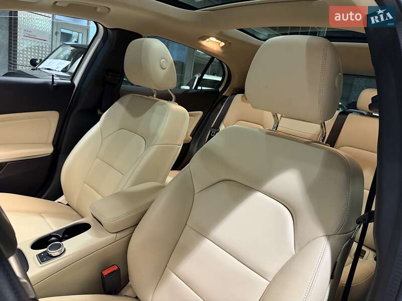 Позашляховик / Кросовер Mercedes-Benz GLA-Class 2019 в Одесі