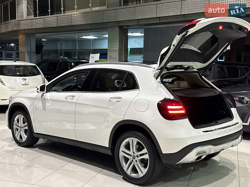 Позашляховик / Кросовер Mercedes-Benz GLA-Class 2019 в Одесі