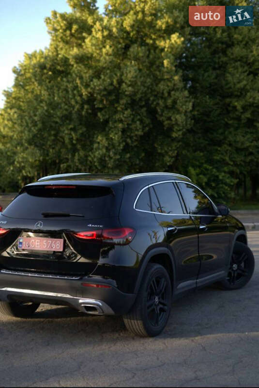 Позашляховик / Кросовер Mercedes-Benz GLA-Class 2020 в Володимирі