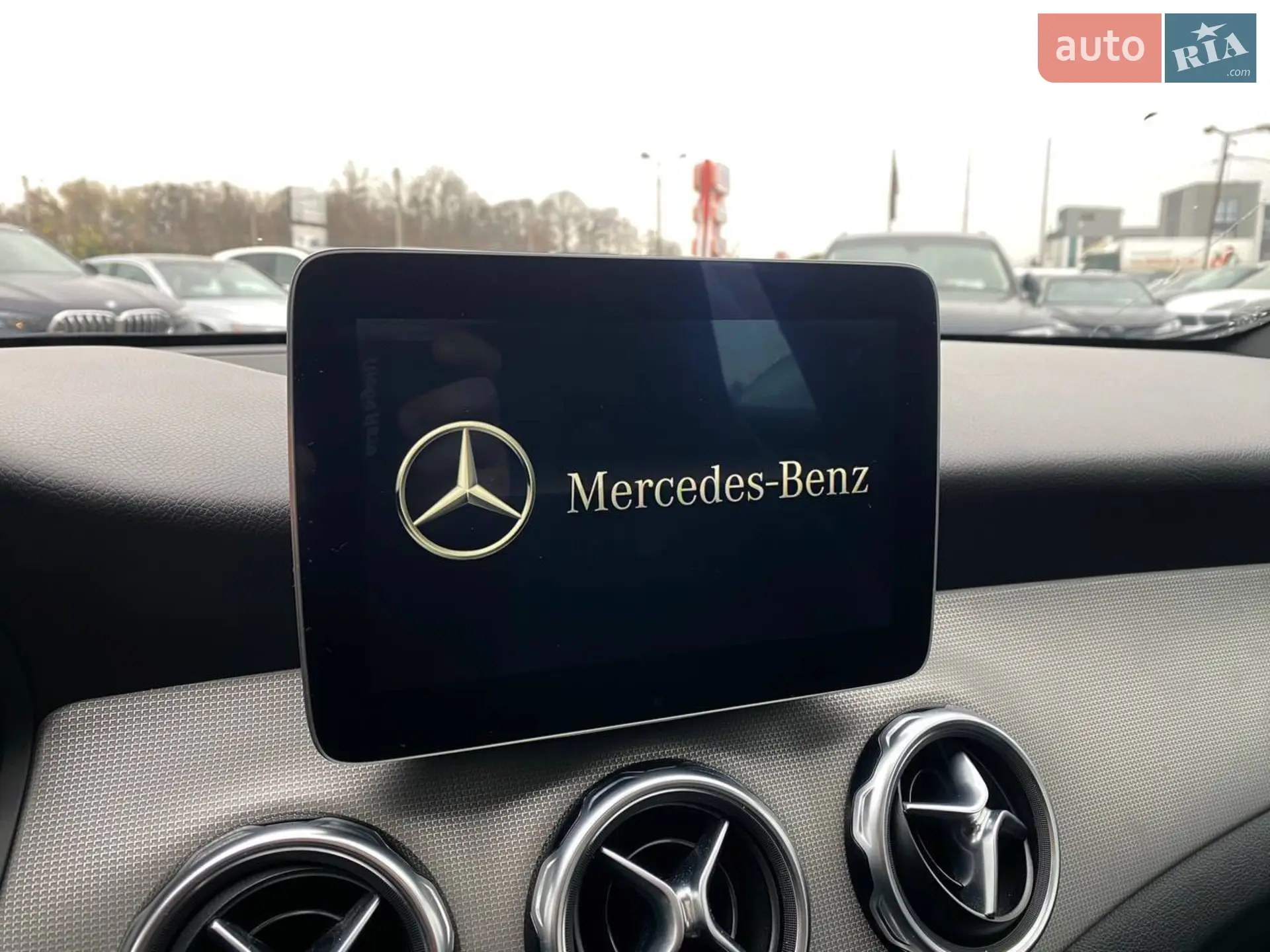 2017 Mercedes-Benz GLA-klasse - мініатюра 16