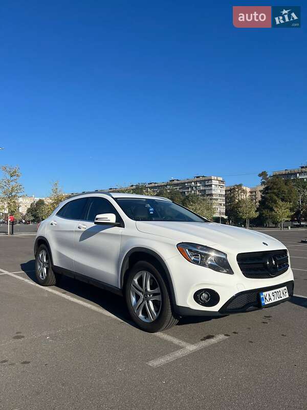Внедорожник / Кроссовер Mercedes-Benz GLA-Class 2018 в Киеве фото 2 Внедорожник / Кроссовер Mercedes-Benz GLA-Class 2018 в Киеве