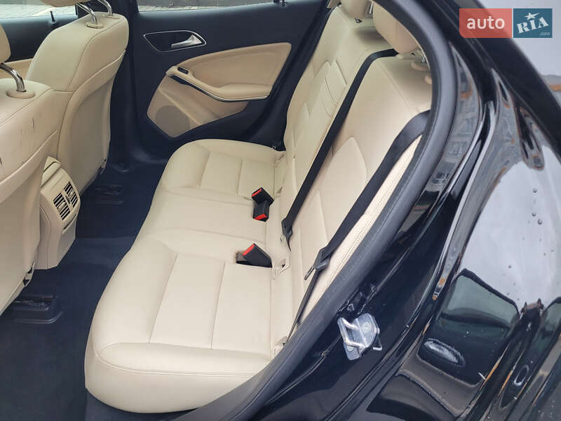 Внедорожник / Кроссовер Mercedes-Benz GLA-Class 2018 в Виннице фото 25 Внедорожник / Кроссовер Mercedes-Benz GLA-Class 2018 в Виннице