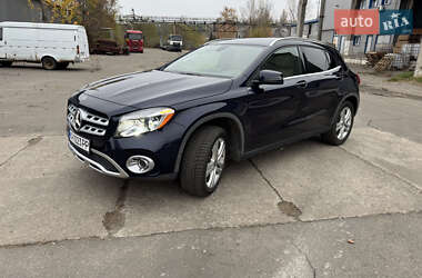 Внедорожник / Кроссовер Mercedes-Benz GLA-Class 2018 в Киеве