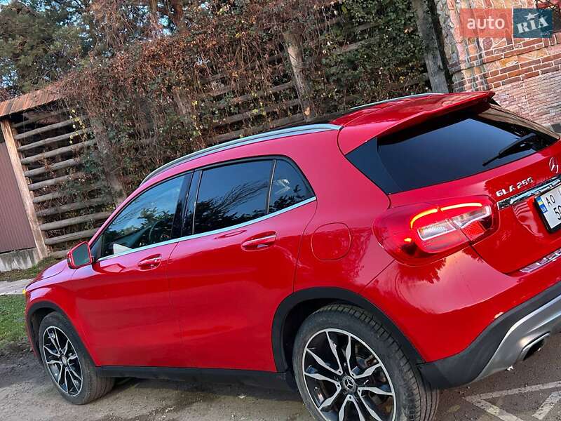 Позашляховик / Кросовер Mercedes-Benz GLA-Class 2015 в Ужгороді фото 6 Позашляховик / Кросовер Mercedes-Benz GLA-Class 2015 в Ужгороді