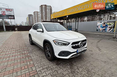 Внедорожник / Кроссовер Mercedes-Benz GLA-Class 2021 в Киеве