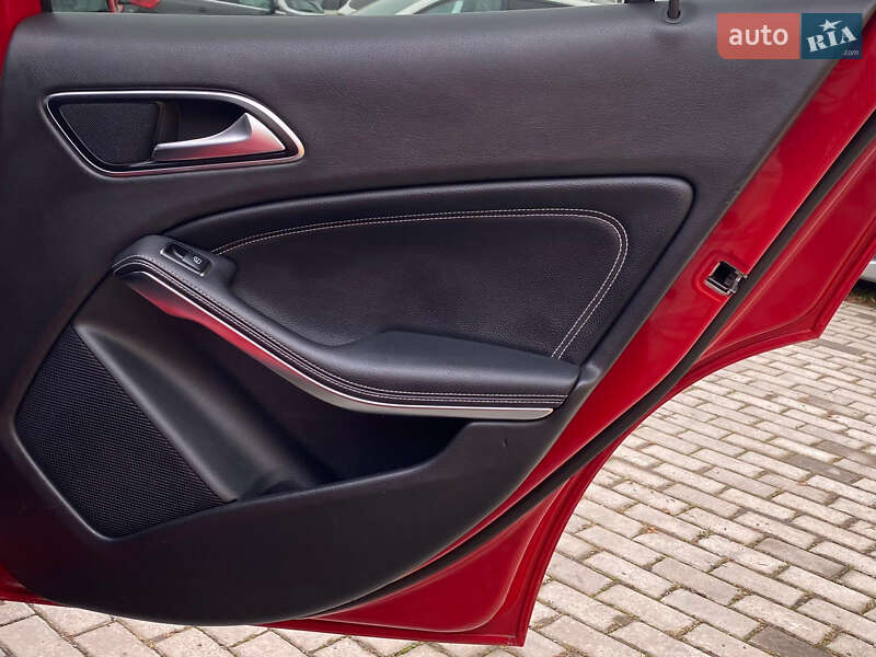 Внедорожник / Кроссовер Mercedes-Benz GLA-Class 2018 в Ровно фото 20 Внедорожник / Кроссовер Mercedes-Benz GLA-Class 2018 в Ровно