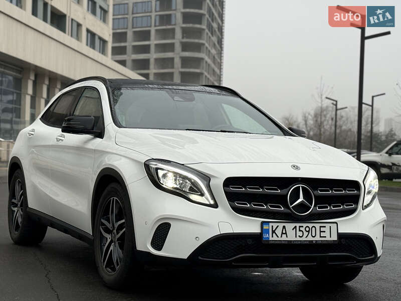 Mercedes-Benz GLA-Class 2019