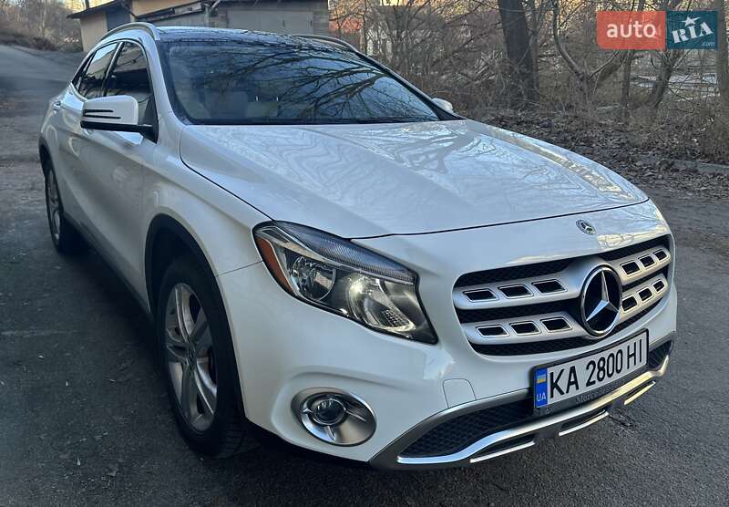 Позашляховик / Кросовер Mercedes-Benz GLA-Class 2018 в Києві