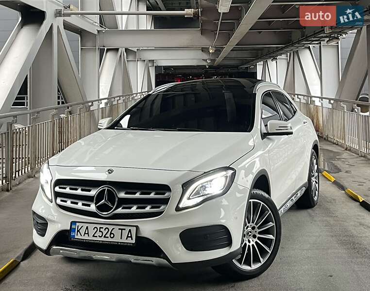 Позашляховик / Кросовер Mercedes-Benz GLA-Class 2018 в Києві