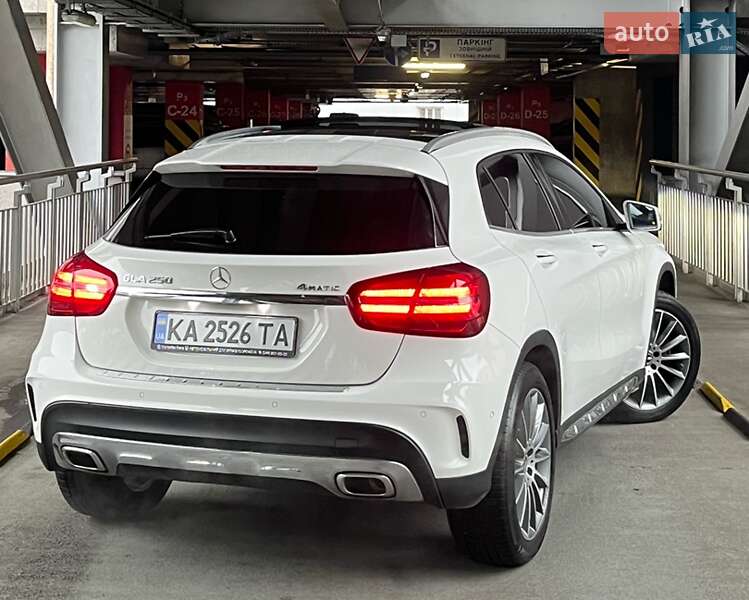 Позашляховик / Кросовер Mercedes-Benz GLA-Class 2018 в Києві